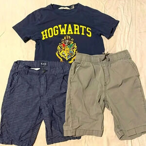 Hogwarts T-shirt & 2x shorts bundle of 3. Size 8
